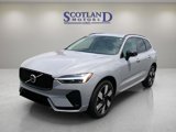 Used 2025 Volvo XC60 T8 Plus w/ Protection Package Premier image 2