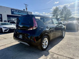 Used 2023 Kia Soul LX w/ LX Technology Package image 3