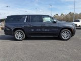 New 2025 Chevrolet Suburban Premier image 3