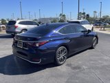 New 2025 Lexus ES 300h w/ Premium Package image 2
