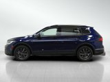 Used 2023 Volkswagen Tiguan SE w/ Panoramic Sunroof Package image 2