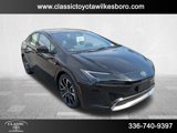 New 2025 Toyota Prius Plug-In Hybrid image 3
