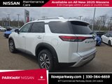 New 2025 Nissan Pathfinder SL image 5