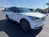 Used 2022 Lincoln Aviator Reserve w/ Elements Package Plus image 3
