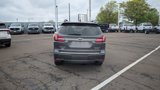 Used 2022 Subaru Ascent Limited w/ Technology Package image 4