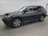 Used 2020 Nissan Pathfinder SV image 2