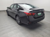 Used 2023 Nissan Altima 2.5 SV image 5