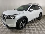 New 2025 Nissan Pathfinder Platinum image 4