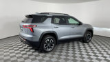 New 2025 Chevrolet Equinox ACTIV image 4