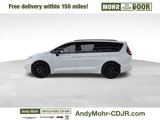 New 2026 Chrysler Pacifica Limited image 4