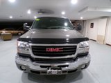 Used 2006 GMC Sierra 2500 SLE w/ Heavy-Duty Power Package image 3