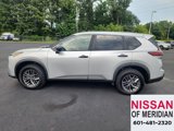Used 2024 Nissan Rogue S image 2