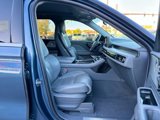 Used 2020 Lincoln Aviator Reserve w/ Equipment Group 202A image 2