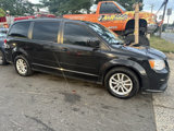 Used 2016 Dodge Grand Caravan SXT w/ UConnect Hands-Free Group image 2