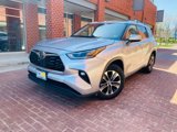 Used 2021 Toyota Highlander XLE image 3