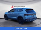 New 2025 Volkswagen Taos SE image 3