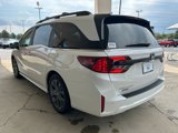 New 2026 Honda Odyssey Touring image 3