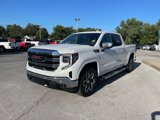 Used 2025 GMC Sierra 1500 SLT image 4