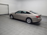 Used 2023 Chevrolet Malibu LT image 3