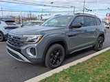 New 2025 Volkswagen Atlas Peak Edition SE image 3