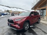 Used 2021 Toyota Highlander Platinum image 3