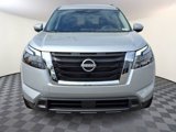 New 2025 Nissan Pathfinder SV image 2