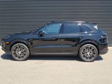 Certified 2025 Porsche Cayenne image 2