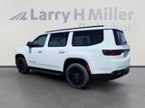 New 2025 Jeep Wagoneer Series II w/ HD Trailer Tow Package image 3