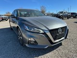Used 2020 Nissan Altima 2.5 SV image 2