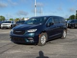 New 2025 Chrysler Pacifica Select image 2