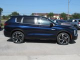 New 2025 Mitsubishi Outlander SE image 2