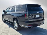 Used 2023 Cadillac Escalade ESV Premium Luxury image 3