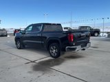 Used 2024 GMC Sierra 1500 SLT image 3