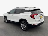 Used 2024 GMC Terrain SLT image 4