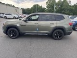 New 2025 Volkswagen Atlas Peak Edition SE image 3