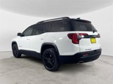Certified 2022 GMC Acadia SLE w/ Driver Convenience Package image 3