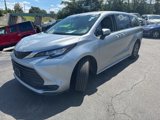 Used 2023 Toyota Sienna LE image 4