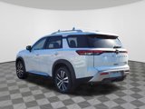 New 2025 Nissan Pathfinder Platinum image 3