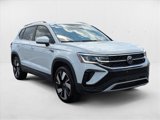 Used 2024 Volkswagen Taos SEL image 3