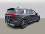 New 2025 Kia Carnival EX image 4