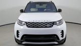 Used 2023 Land Rover Discovery Metropolitan Edition image 5