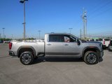 New 2025 GMC Sierra 2500 Denali Ultimate image 3
