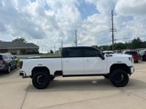 Used 2024 GMC Sierra 2500 AT4 w/ AT4 Premium Plus Package image 4