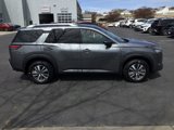 New 2025 Nissan Pathfinder SL image 6