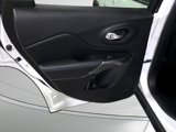 Used 2020 Jeep Cherokee Latitude w/ Cold Weather Group image 5