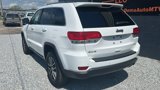 Used 2018 Jeep Grand Cherokee Laredo image 2
