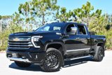 Used 2024 Chevrolet Silverado 2500 High Country w/ High Country Premium Package image 2