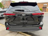 Used 2023 Toyota Highlander LE image 5