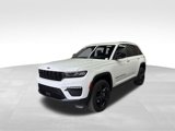 New 2025 Jeep Grand Cherokee Limited w/ Black Appearance Package image 3