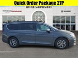 Certified 2023 Chrysler Pacifica Limited image 3